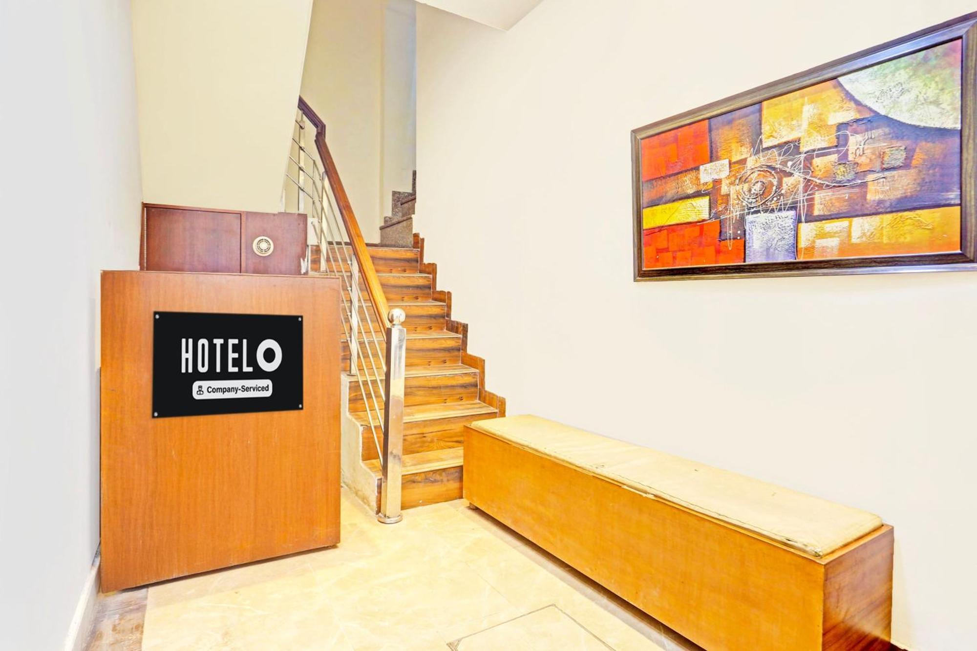 Super Hotel O Sector 45 Formerly Manyavar จัณฑีครห์ ภายนอก รูปภาพ